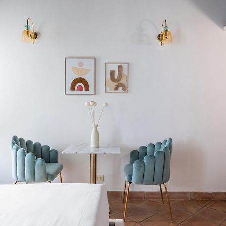 Suite Trevi - Charming Loft Near Trevi Fountain Roma Esterno foto