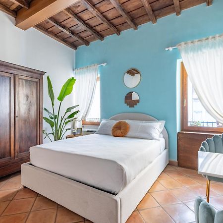 Suite Trevi - Charming Loft Near Trevi Fountain Roma Esterno foto