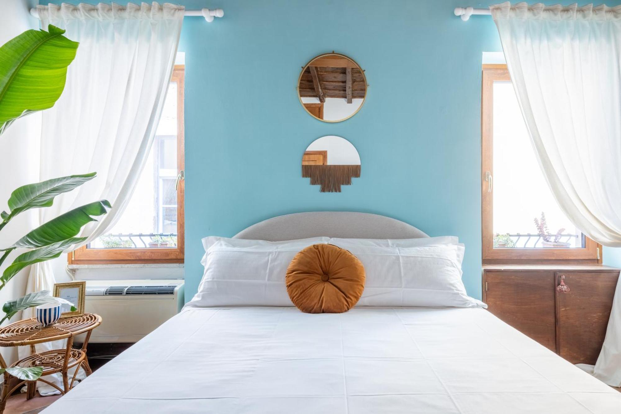Suite Trevi - Charming Loft Near Trevi Fountain Roma Esterno foto