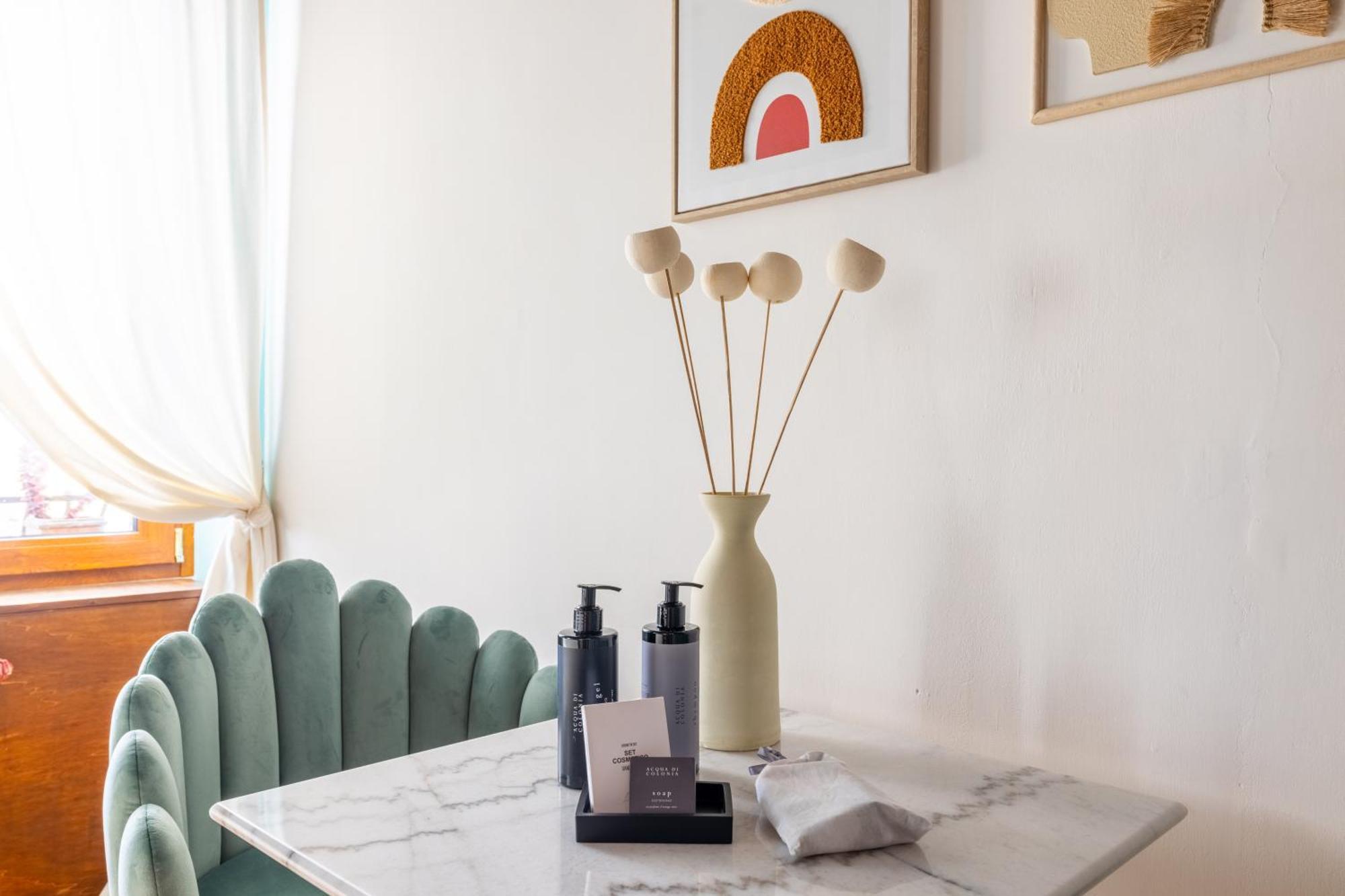 Suite Trevi - Charming Loft Near Trevi Fountain Roma Esterno foto