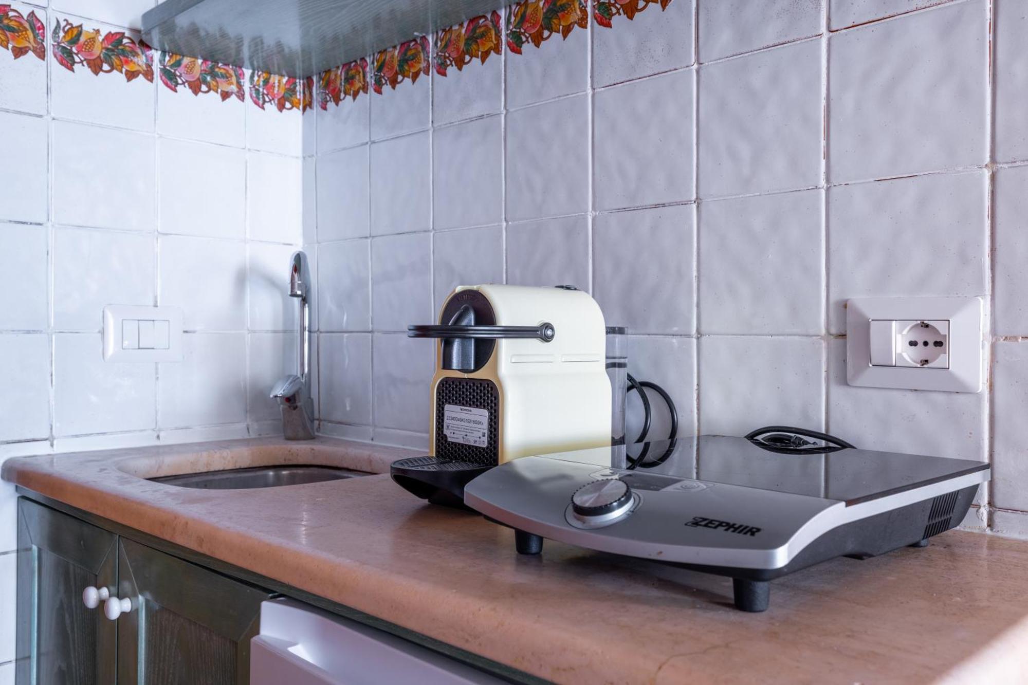 Suite Trevi - Charming Loft Near Trevi Fountain Roma Esterno foto